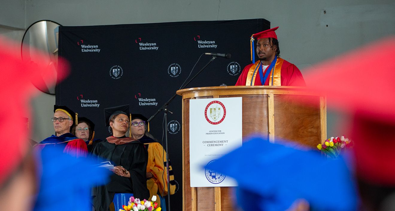 Andrew “Duke” Dickson ’24 speaks at the Center for Prison Education’s graduation ceremony at Cheshire Correctional Institution on June 5. (©2024 Bob Handelman)